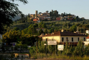 Casa Argo in antico borgo medievale